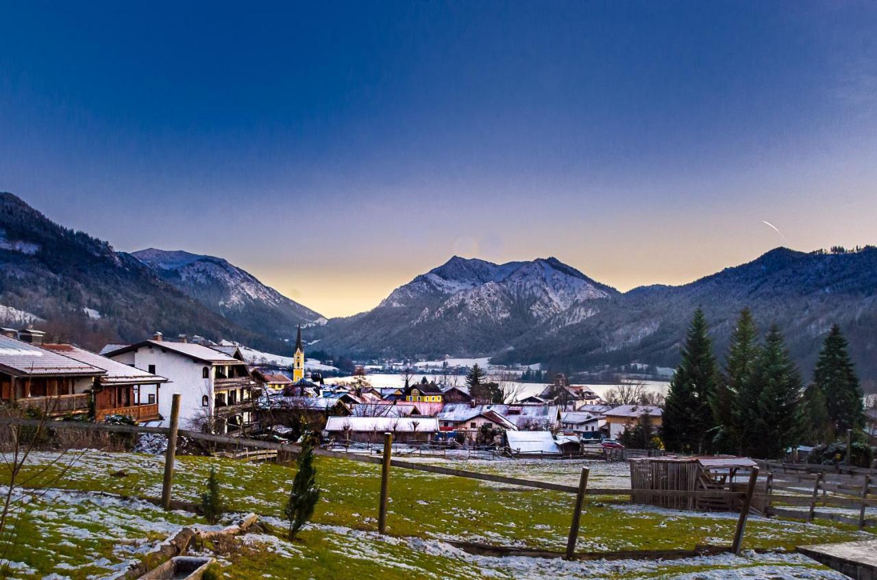 Ruhige Chalets Mit Seeblick In Zentraler Lage Schliersee Exterior photo